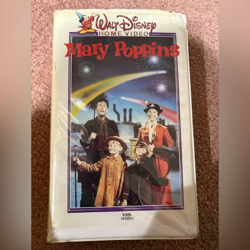 Walt Disney’s Mary Poppins VhS